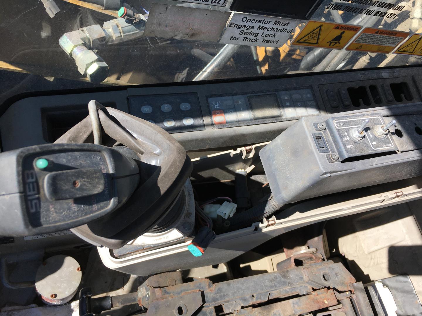 ./imagenes/INVOICE/2019/16730/EXCAVADORA FERROVIARIA CAT 312 (20).JPG